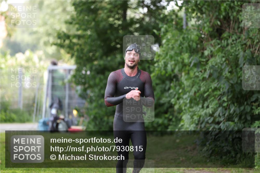 15.06.2025 - 7 Türme Triathlon Michael Strokosch http://msf.ph/oto/7930815 15.06.2025 12:29:50 Schwimmen 545, 644 meine-sportfotos.de