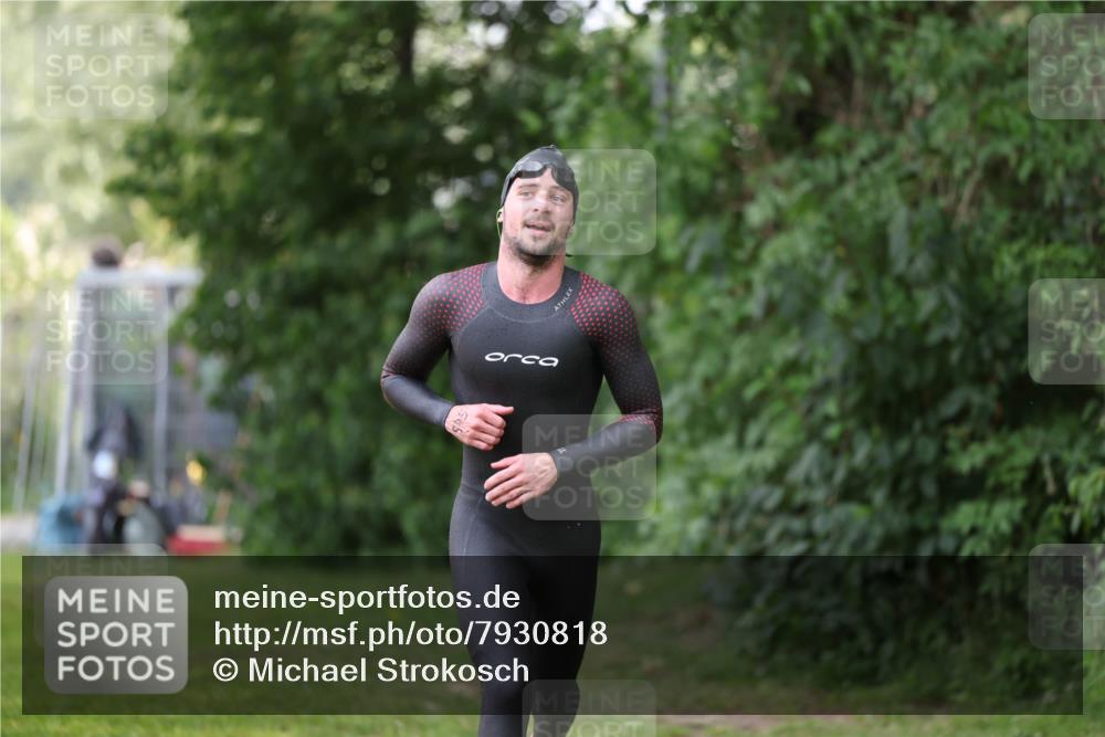 15.06.2025 - 7 Türme Triathlon Michael Strokosch http://msf.ph/oto/7930818 15.06.2025 12:29:51 Schwimmen 545, 644 meine-sportfotos.de
