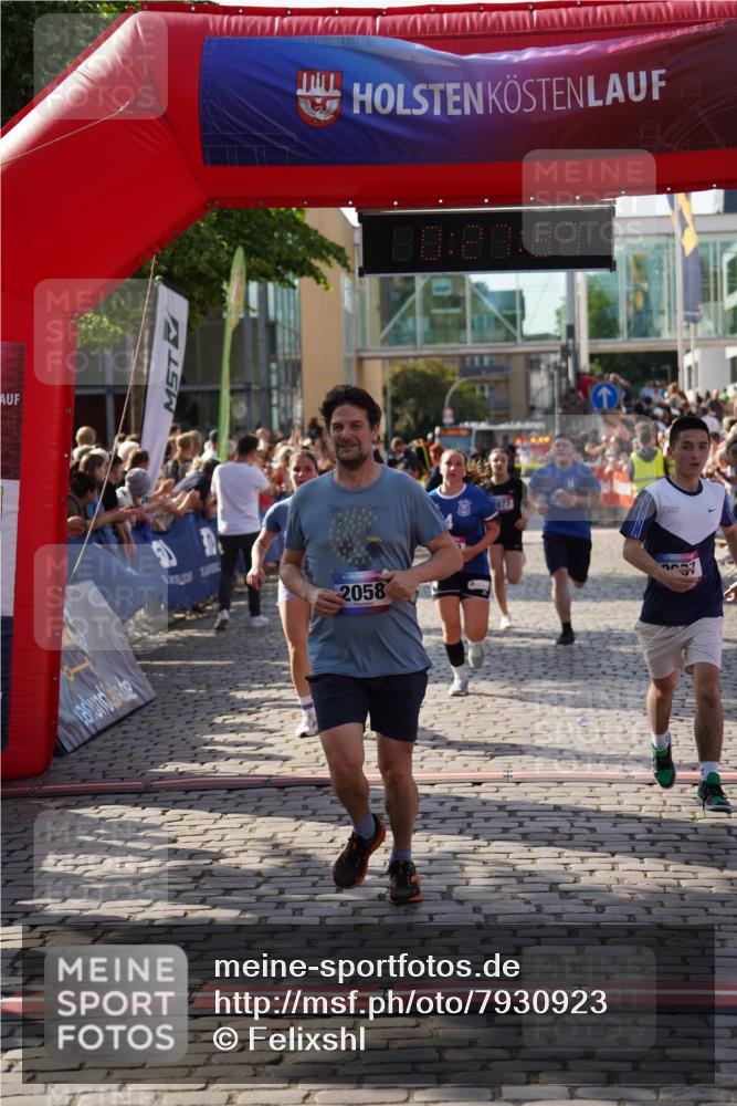 13.06.2025 - Holstenköstenlauf Felixshl http://msf.ph/oto/7930923 13.06.2025 17:57:38 Laufen 2058, 2384, 2877, 2907, 3022, 3930 meine-sportfotos.de