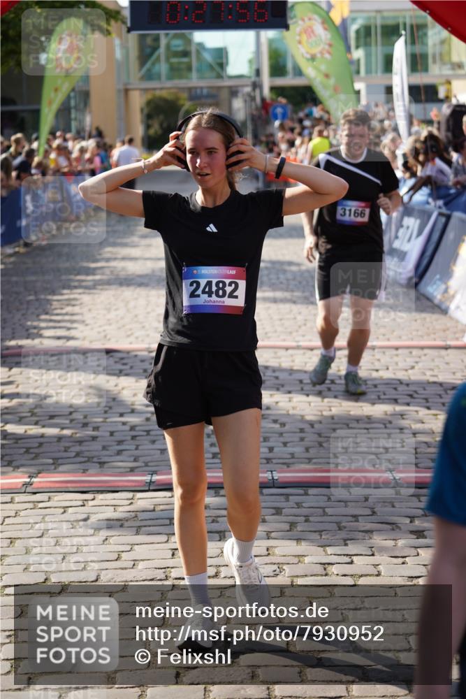 13.06.2025 - Holstenköstenlauf Felixshl http://msf.ph/oto/7930952 13.06.2025 17:57:57 Laufen 2482, 2983, 3008, 3166 meine-sportfotos.de