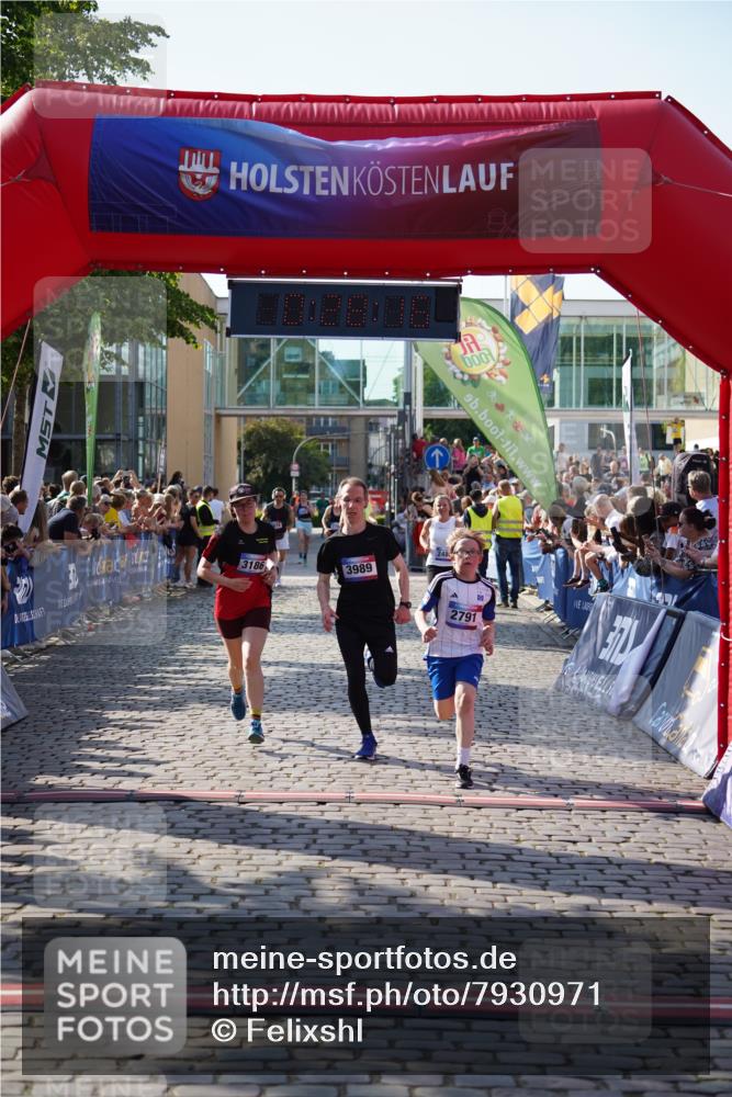 13.06.2025 - Holstenköstenlauf Felixshl http://msf.ph/oto/7930971 13.06.2025 17:58:17 Laufen 2486, 2518, 2703, 2791, 3186, 3674, 3989 meine-sportfotos.de