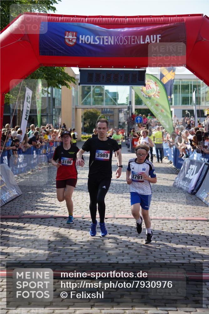 13.06.2025 - Holstenköstenlauf Felixshl http://msf.ph/oto/7930976 13.06.2025 17:58:18 Laufen 2486, 2518, 2703, 2791, 3186, 3674, 3989 meine-sportfotos.de