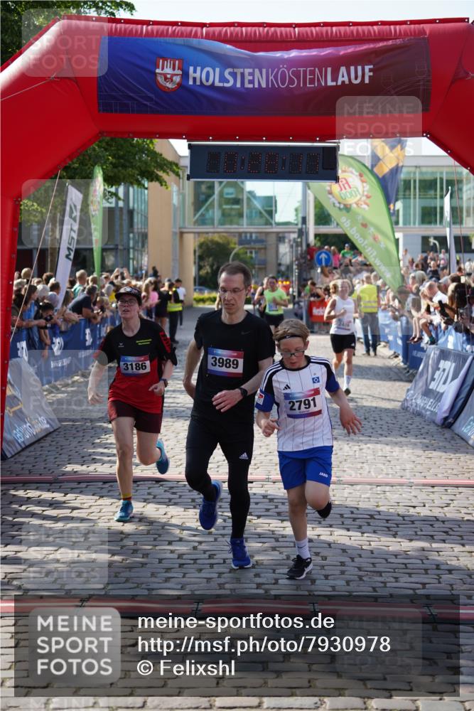 13.06.2025 - Holstenköstenlauf Felixshl http://msf.ph/oto/7930978 13.06.2025 17:58:18 Laufen 2486, 2518, 2703, 2791, 3186, 3674, 3989 meine-sportfotos.de