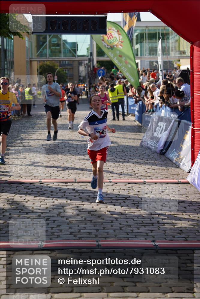 13.06.2025 - Holstenköstenlauf Felixshl http://msf.ph/oto/7931083 13.06.2025 17:58:34 Laufen 2394, 2609, 2617, 2870, 3162, 3275, 3312, 3718, 3912 meine-sportfotos.de