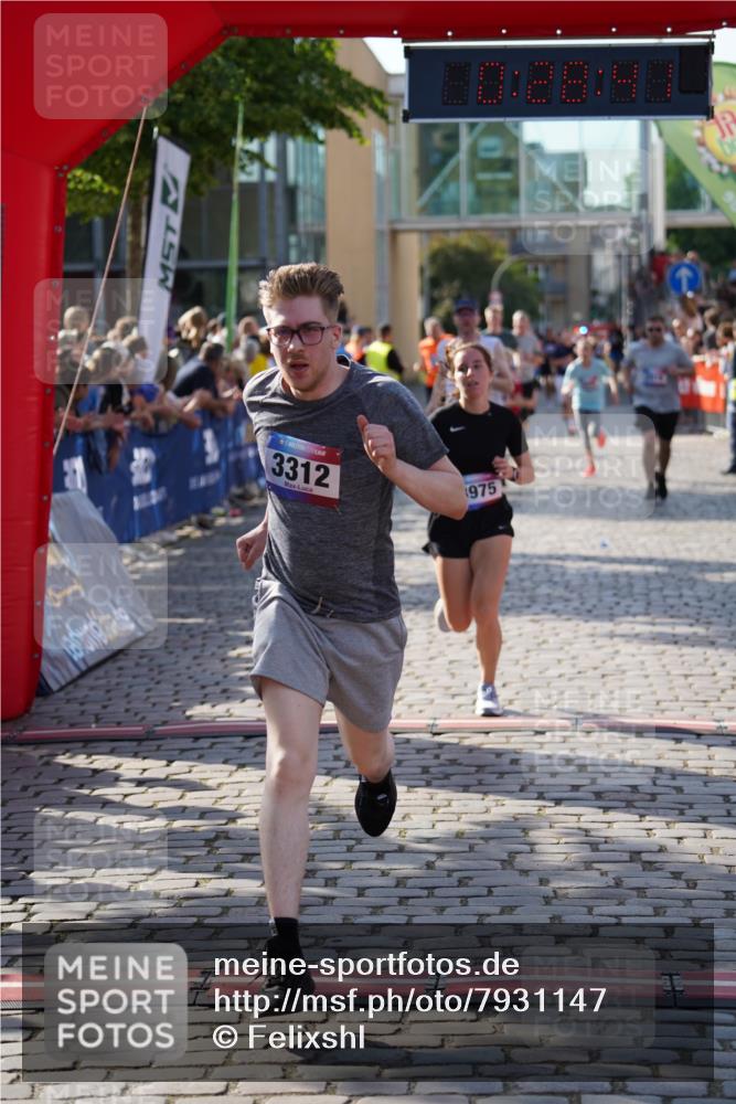 13.06.2025 - Holstenköstenlauf Felixshl http://msf.ph/oto/7931147 13.06.2025 17:58:42 Laufen 2016, 2180, 2181, 2509, 2521, 2522, 2617, 3162, 3260, 3275, 3312, 3605, 3718, 3975 meine-sportfotos.de