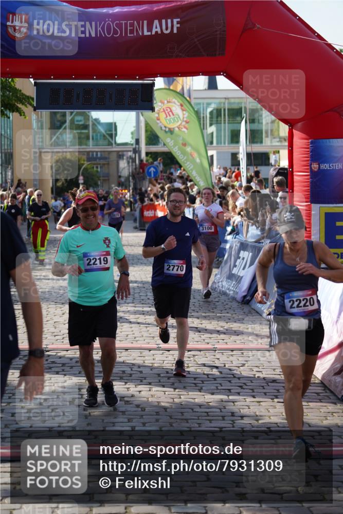 13.06.2025 - Holstenköstenlauf Felixshl http://msf.ph/oto/7931309 13.06.2025 17:59:13 Laufen 2219, 2220, 2318, 2372, 2701, 2879, 3100, 3104, 3242, 3277, 3768 meine-sportfotos.de
