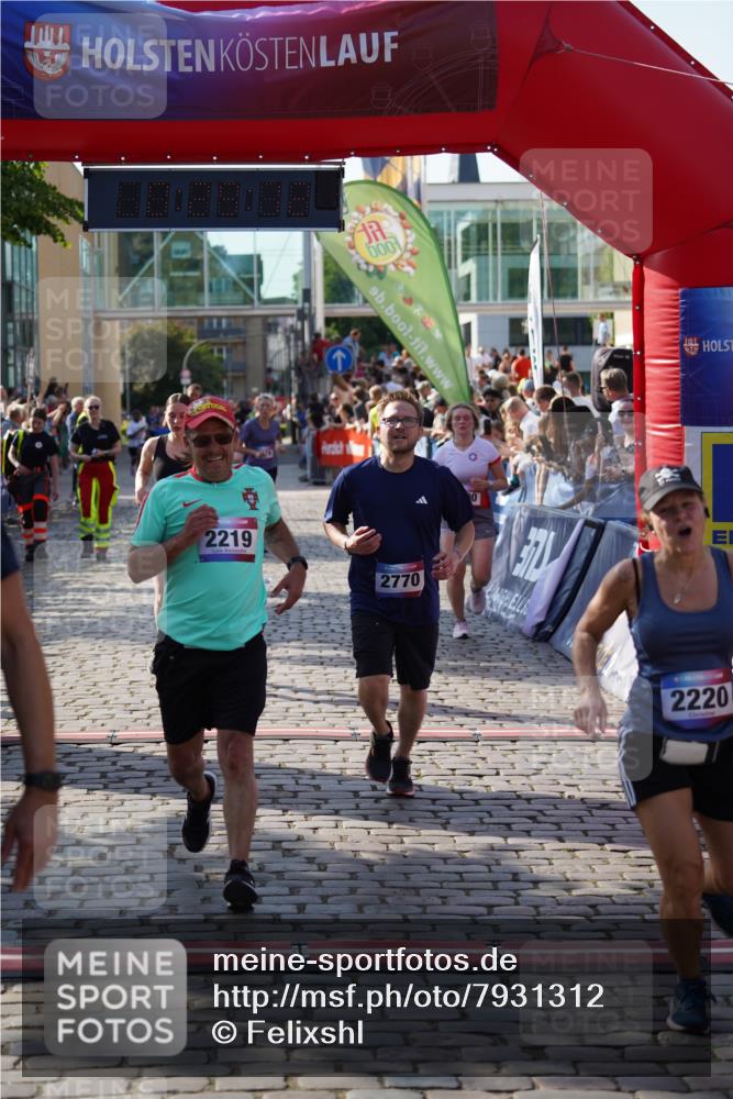 13.06.2025 - Holstenköstenlauf Felixshl http://msf.ph/oto/7931312 13.06.2025 17:59:13 Laufen 2219, 2220, 2318, 2372, 2701, 2879, 3100, 3104, 3242, 3277, 3768 meine-sportfotos.de