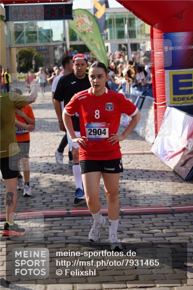 13.06.2025 - Holstenköstenlauf Felixshl http://msf.ph/oto/7931465 13.06.2025 17:59:39 Laufen 2041, 2042, 2326, 2622, 2627, 2904, 2974, 3042, 3583, 3973 meine-sportfotos.de