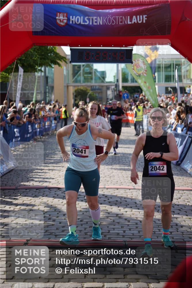 13.06.2025 - Holstenköstenlauf Felixshl http://msf.ph/oto/7931515 13.06.2025 17:59:47 Laufen 2041, 2042, 2326, 2395, 2508, 2627, 2974, 3135, 3145, 3146, 3884, 3890 meine-sportfotos.de