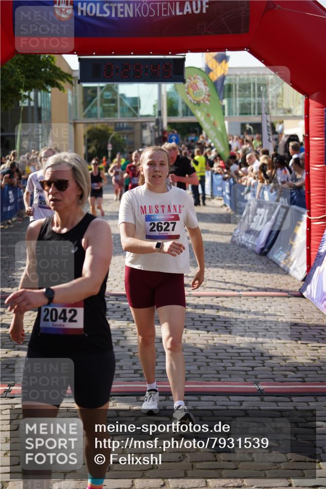 13.06.2025 - Holstenköstenlauf Felixshl http://msf.ph/oto/7931539 13.06.2025 17:59:50 Laufen 2041, 2042, 2395, 2508, 2627, 2712, 2746, 3135, 3145, 3146, 3720, 3884, 3890 meine-sportfotos.de