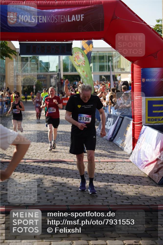 13.06.2025 - Holstenköstenlauf Felixshl http://msf.ph/oto/7931553 13.06.2025 17:59:52 Laufen 2395, 2508, 2712, 2746, 3135, 3145, 3146, 3720, 3884, 3890 meine-sportfotos.de