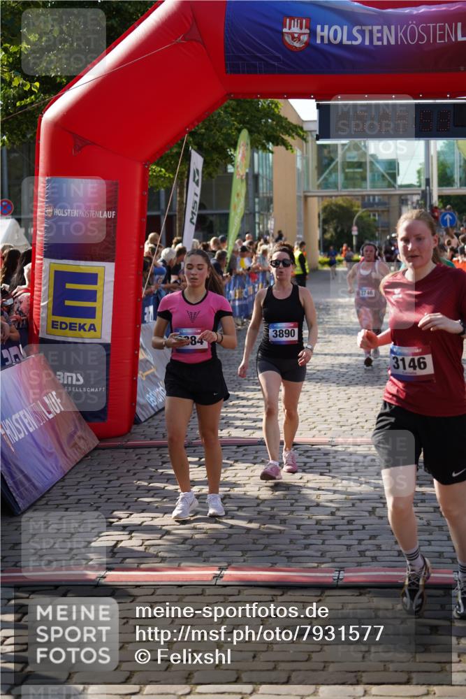 13.06.2025 - Holstenköstenlauf Felixshl http://msf.ph/oto/7931577 13.06.2025 17:59:54 Laufen 2395, 2508, 2712, 2746, 2900, 3135, 3145, 3146, 3720, 3884, 3890 meine-sportfotos.de