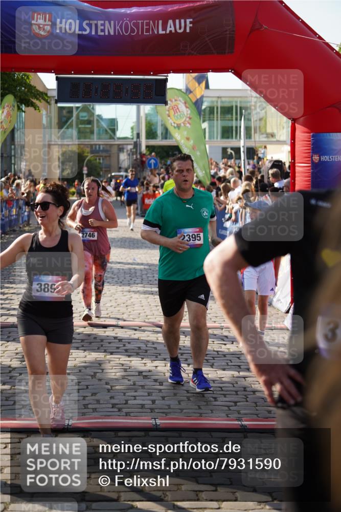 13.06.2025 - Holstenköstenlauf Felixshl http://msf.ph/oto/7931590 13.06.2025 17:59:56 Laufen 2118, 2395, 2712, 2746, 2900, 3145, 3146, 3246, 3720, 3884, 3890 meine-sportfotos.de
