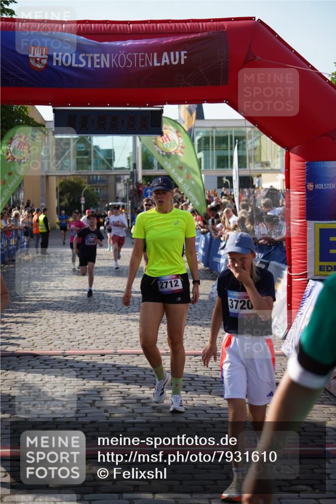 13.06.2025 - Holstenköstenlauf Felixshl http://msf.ph/oto/7931610 13.06.2025 18:00:00 Laufen 2118, 2503, 2712, 2746, 2900, 3246, 3720, 3750 meine-sportfotos.de