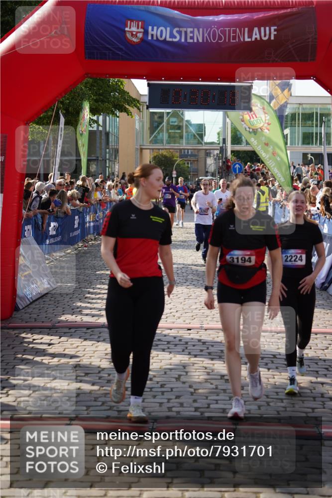 13.06.2025 - Holstenköstenlauf Felixshl http://msf.ph/oto/7931701 13.06.2025 18:00:20 Laufen 2148, 2224, 2354, 2392, 2676, 2731, 3087, 3194, 3262 meine-sportfotos.de