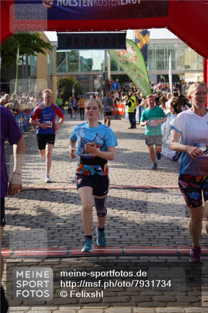 13.06.2025 - Holstenköstenlauf Felixshl http://msf.ph/oto/7931734 13.06.2025 18:00:26 Laufen 2195, 2354, 2392, 2676, 2731, 3087, 3262, 3607, 3669 meine-sportfotos.de