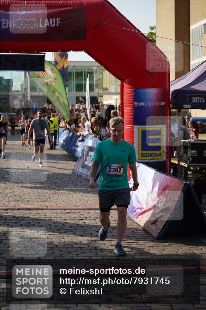 13.06.2025 - Holstenköstenlauf Felixshl http://msf.ph/oto/7931745 13.06.2025 18:00:29 Laufen 2195, 2354, 2392, 2563, 2676, 3607, 3647, 3653, 3669 meine-sportfotos.de