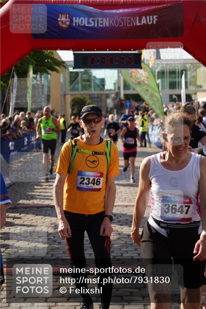 13.06.2025 - Holstenköstenlauf Felixshl http://msf.ph/oto/7931830 13.06.2025 18:00:40 Laufen 2166, 2167, 2339, 2346, 2351, 2375, 2427, 2563, 2587, 2614, 2808, 3285, 3647, 3653, 3803 meine-sportfotos.de