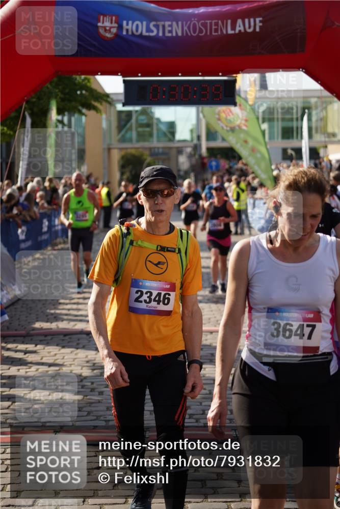 13.06.2025 - Holstenköstenlauf Felixshl http://msf.ph/oto/7931832 13.06.2025 18:00:40 Laufen 2166, 2167, 2339, 2346, 2351, 2375, 2427, 2563, 2587, 2614, 2808, 3285, 3647, 3653, 3803 meine-sportfotos.de