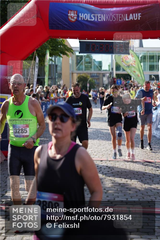 13.06.2025 - Holstenköstenlauf Felixshl http://msf.ph/oto/7931854 13.06.2025 18:00:44 Laufen 2166, 2167, 2375, 2427, 2432, 2614, 2808, 3285, 3803 meine-sportfotos.de