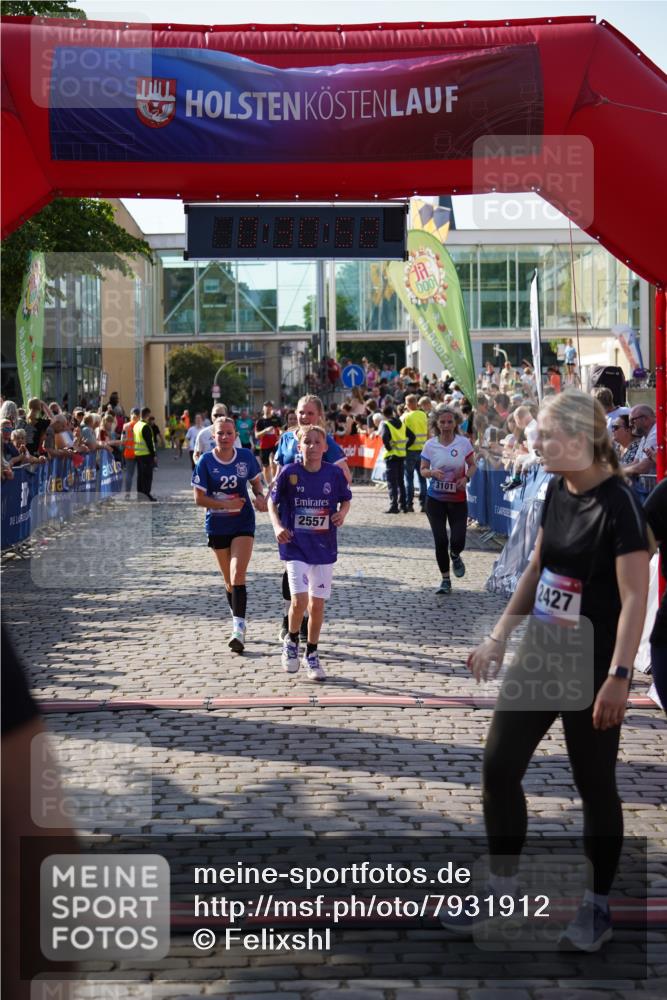 13.06.2025 - Holstenköstenlauf Felixshl http://msf.ph/oto/7931912 13.06.2025 18:00:53 Laufen 2413, 2432, 2557, 2811, 2887, 3101, 3201, 3261, 3956 meine-sportfotos.de
