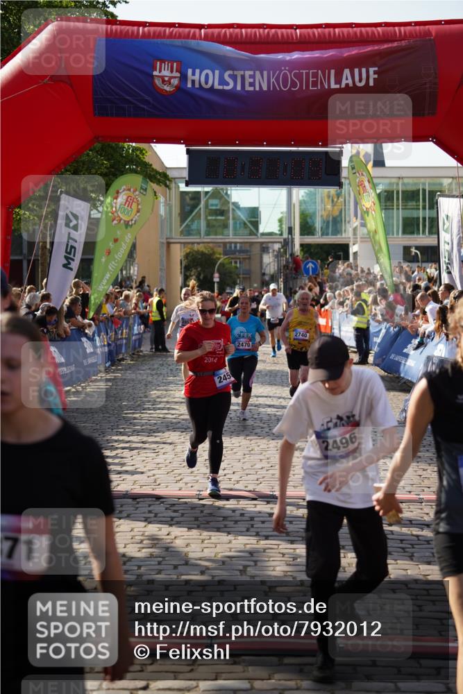 13.06.2025 - Holstenköstenlauf Felixshl http://msf.ph/oto/7932012 13.06.2025 18:01:10 Laufen 2419, 2455, 2470, 2496, 2505, 2740, 2785, 2814, 2853, 2871, 3256, 3267, 3269, 3273, 3298, 3713, 3733, 3814, 3909 meine-sportfotos.de