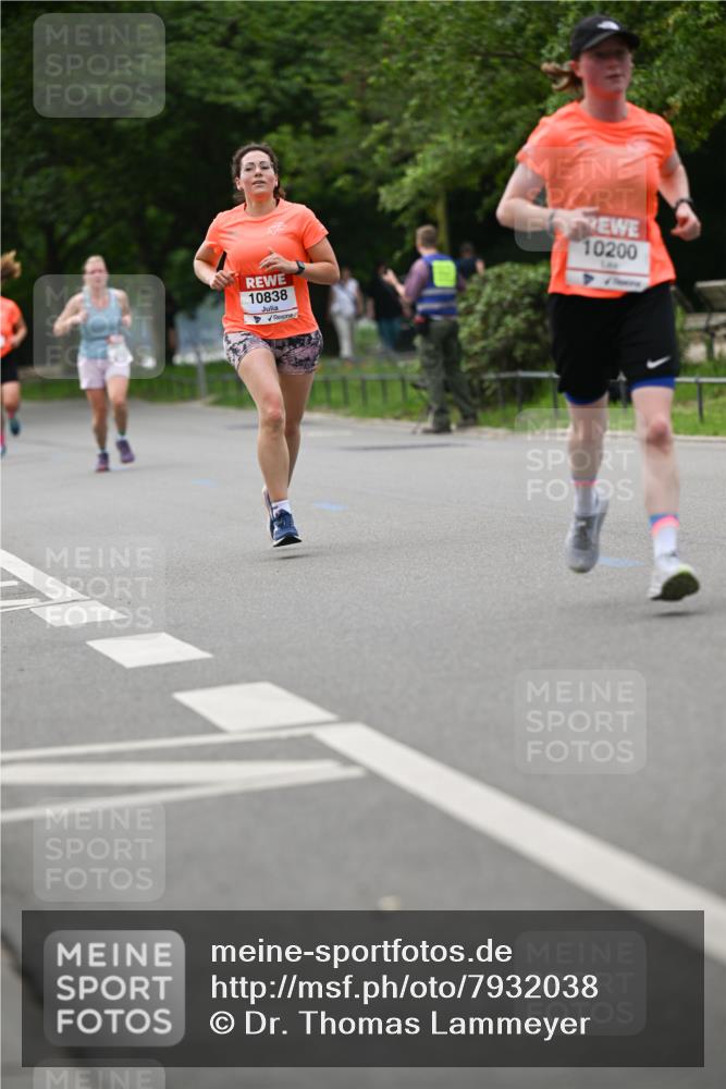 15.06.2025 - REWE Women's Run Dr. Thomas Lammeyer http://msf.ph/oto/7932038 15.06.2025 09:14:23 Laufen 10838, 10200 meine-sportfotos.de