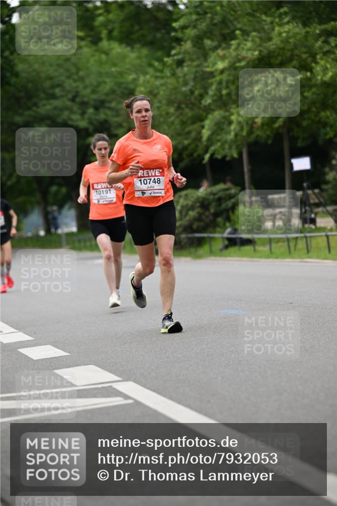 15.06.2025 - REWE Women's Run Dr. Thomas Lammeyer http://msf.ph/oto/7932053 15.06.2025 09:14:35 Laufen 10191, 10748 meine-sportfotos.de