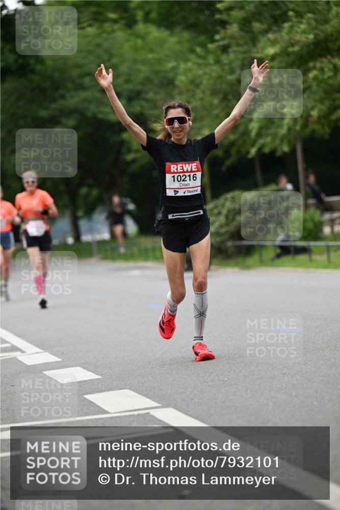 15.06.2025 - REWE Women's Run Dr. Thomas Lammeyer http://msf.ph/oto/7932101 15.06.2025 09:14:39 Laufen 10216 meine-sportfotos.de