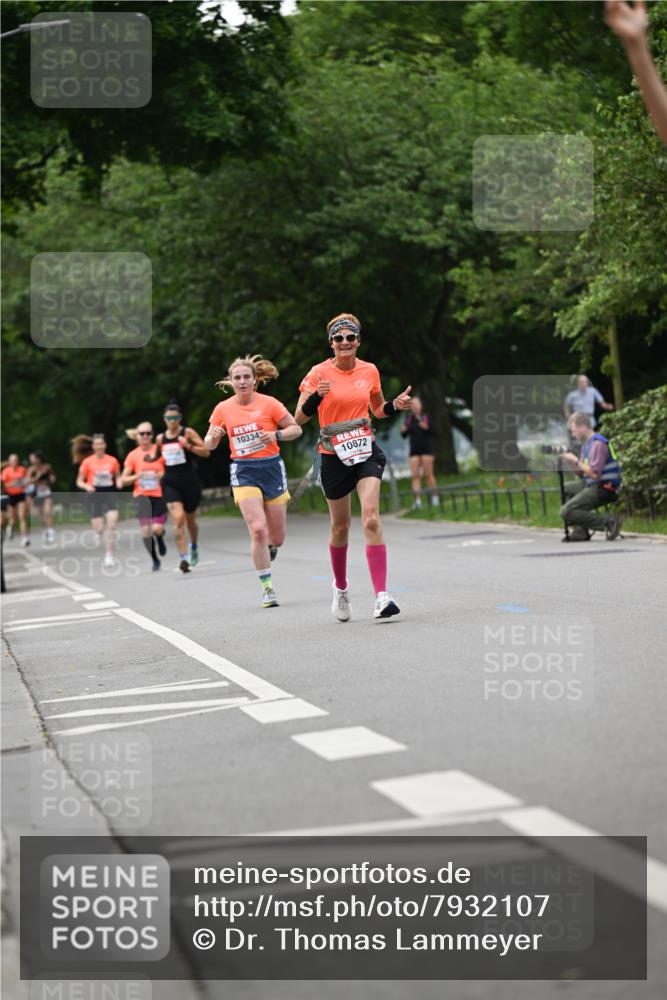 15.06.2025 - REWE Women's Run Dr. Thomas Lammeyer http://msf.ph/oto/7932107 15.06.2025 09:14:40 Laufen 10334, 10872 meine-sportfotos.de