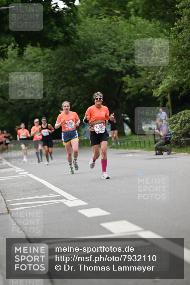 15.06.2025 - REWE Women's Run Dr. Thomas Lammeyer http://msf.ph/oto/7932110 15.06.2025 09:14:40 Laufen 10334, 10872 meine-sportfotos.de