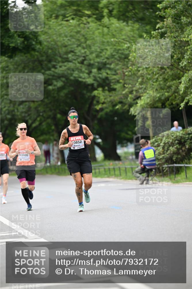 15.06.2025 - REWE Women's Run Dr. Thomas Lammeyer http://msf.ph/oto/7932172 15.06.2025 09:14:46 Laufen 4, 10866, 0852 meine-sportfotos.de