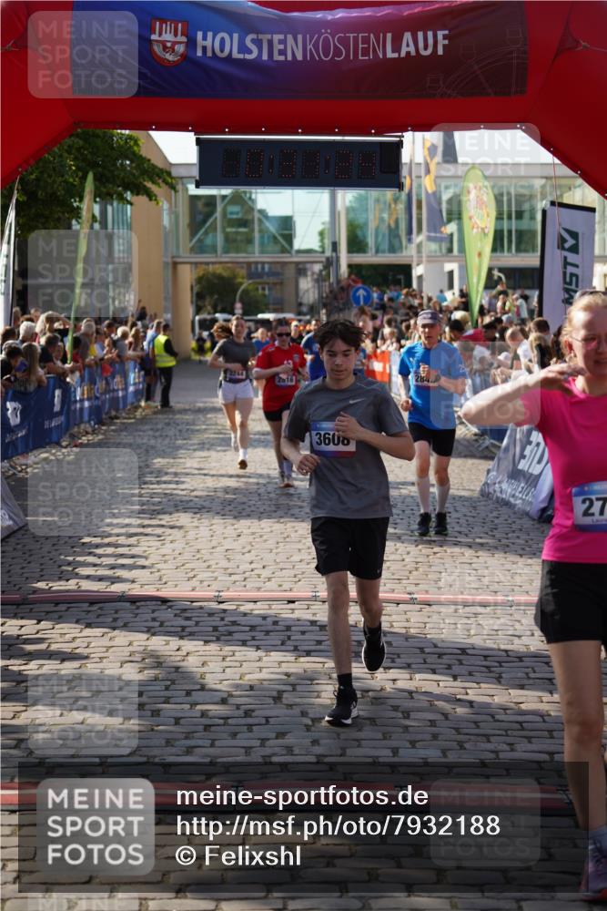 13.06.2025 - Holstenköstenlauf Felixshl http://msf.ph/oto/7932188 13.06.2025 18:01:25 Laufen 2796, 2815, 2816, 2842, 2894, 3244, 3585, 3608 meine-sportfotos.de