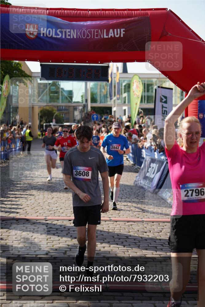 13.06.2025 - Holstenköstenlauf Felixshl http://msf.ph/oto/7932203 13.06.2025 18:01:25 Laufen 2796, 2815, 2816, 2842, 2894, 3244, 3585, 3608 meine-sportfotos.de