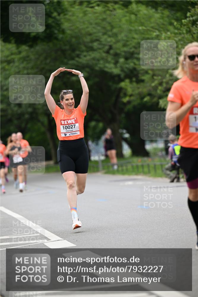 15.06.2025 - REWE Women's Run Dr. Thomas Lammeyer http://msf.ph/oto/7932227 15.06.2025 09:14:50 Laufen 10027, 1 meine-sportfotos.de