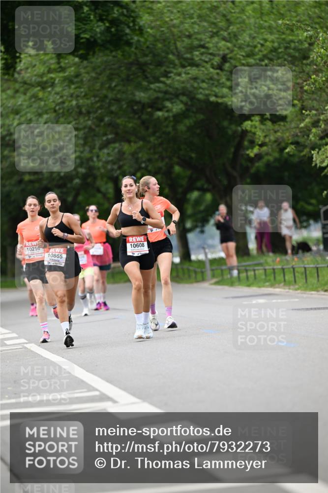 15.06.2025 - REWE Women's Run Dr. Thomas Lammeyer http://msf.ph/oto/7932273 15.06.2025 09:14:54 Laufen 10256, 10865, 10608 meine-sportfotos.de