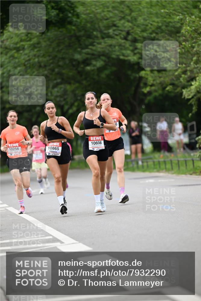15.06.2025 - REWE Women's Run Dr. Thomas Lammeyer http://msf.ph/oto/7932290 15.06.2025 09:14:56 Laufen 10256, 10865, 10608 meine-sportfotos.de
