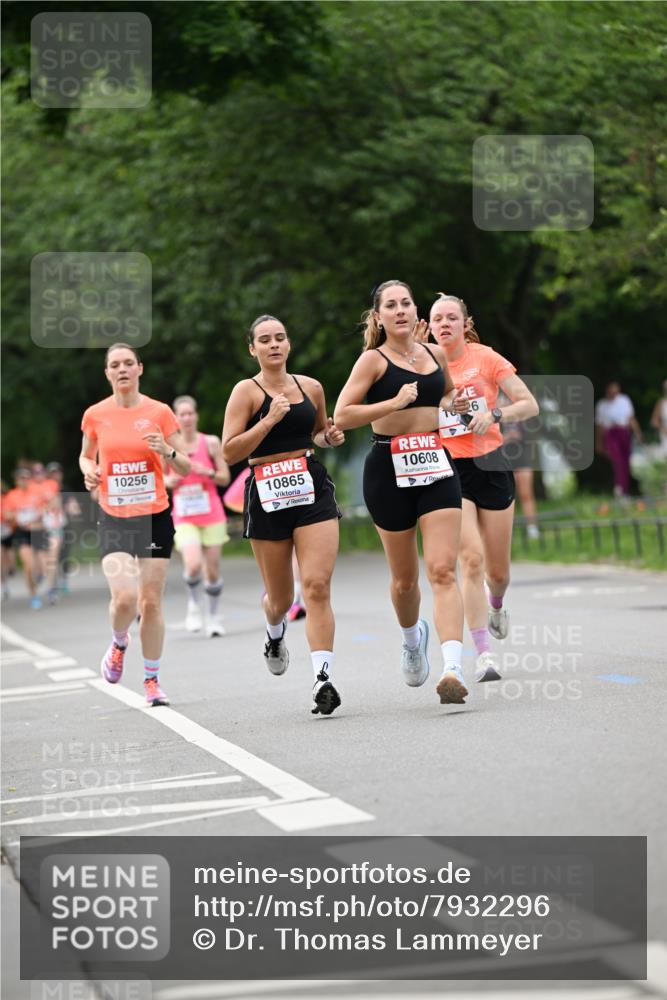 15.06.2025 - REWE Women's Run Dr. Thomas Lammeyer http://msf.ph/oto/7932296 15.06.2025 09:14:56 Laufen 10256, 10865, 10608, 26 meine-sportfotos.de
