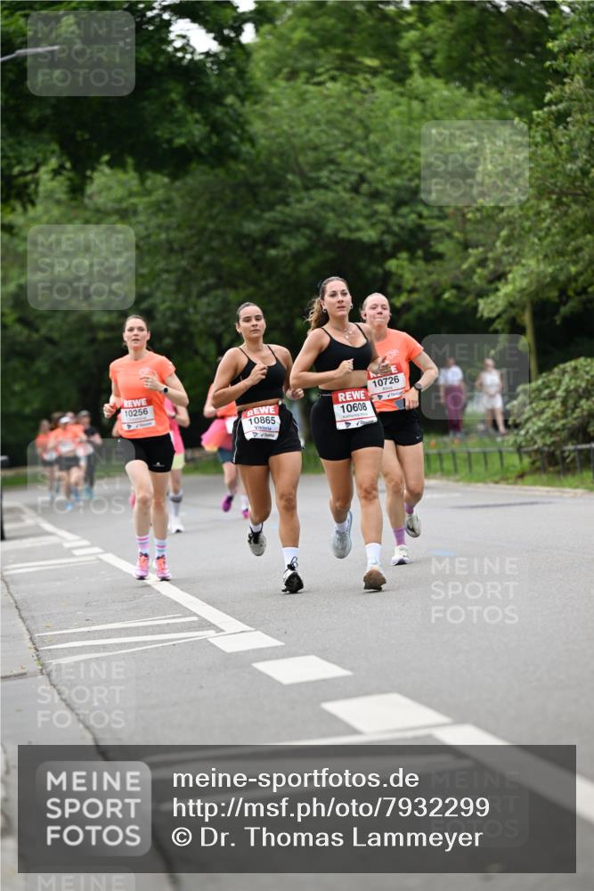 15.06.2025 - REWE Women's Run Dr. Thomas Lammeyer http://msf.ph/oto/7932299 15.06.2025 09:14:57 Laufen 10726, 10256, 10865, 10608 meine-sportfotos.de