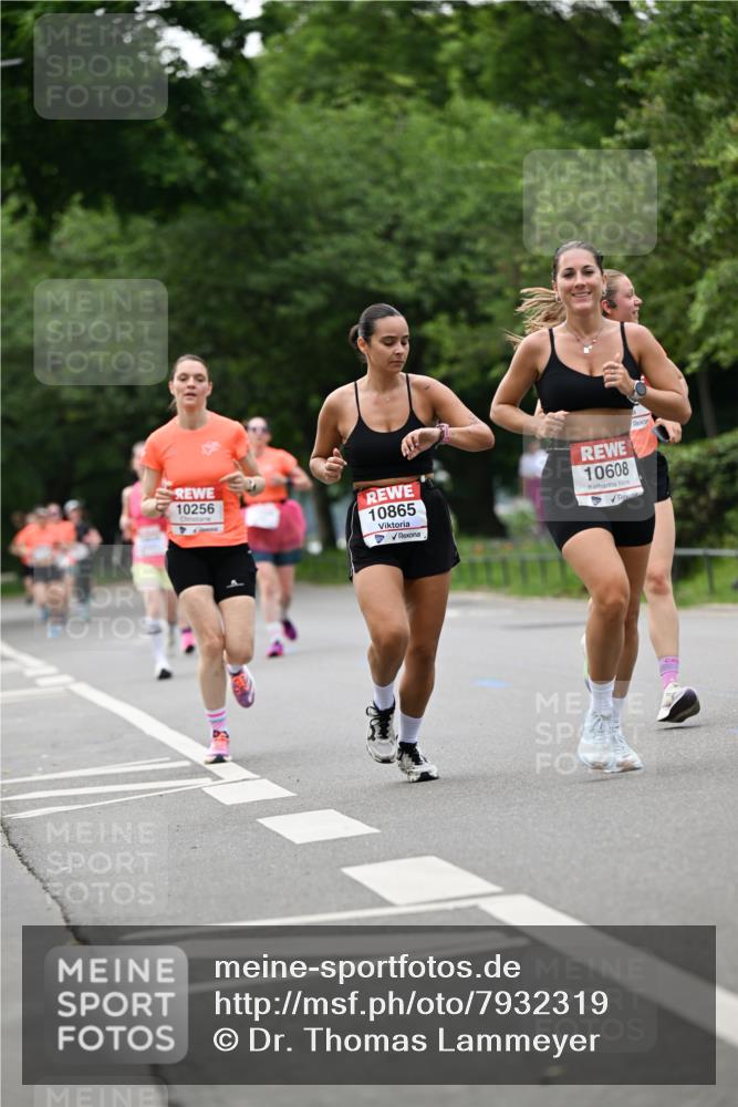 15.06.2025 - REWE Women's Run Dr. Thomas Lammeyer http://msf.ph/oto/7932319 15.06.2025 09:14:59 Laufen 10256, 10865, 10608 meine-sportfotos.de