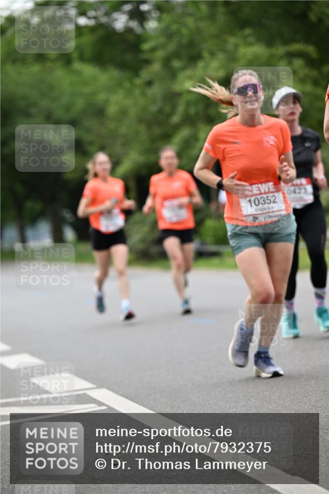 15.06.2025 - REWE Women's Run Dr. Thomas Lammeyer http://msf.ph/oto/7932375 15.06.2025 09:15:13 Laufen 10352, 0420 meine-sportfotos.de