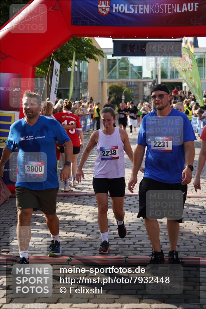 13.06.2025 - Holstenköstenlauf Felixshl http://msf.ph/oto/7932448 13.06.2025 18:01:53 Laufen 2005, 2068, 2231, 2232, 2238, 2252, 2856, 2920, 3121, 3579, 3618, 3726, 3800, 3900 meine-sportfotos.de