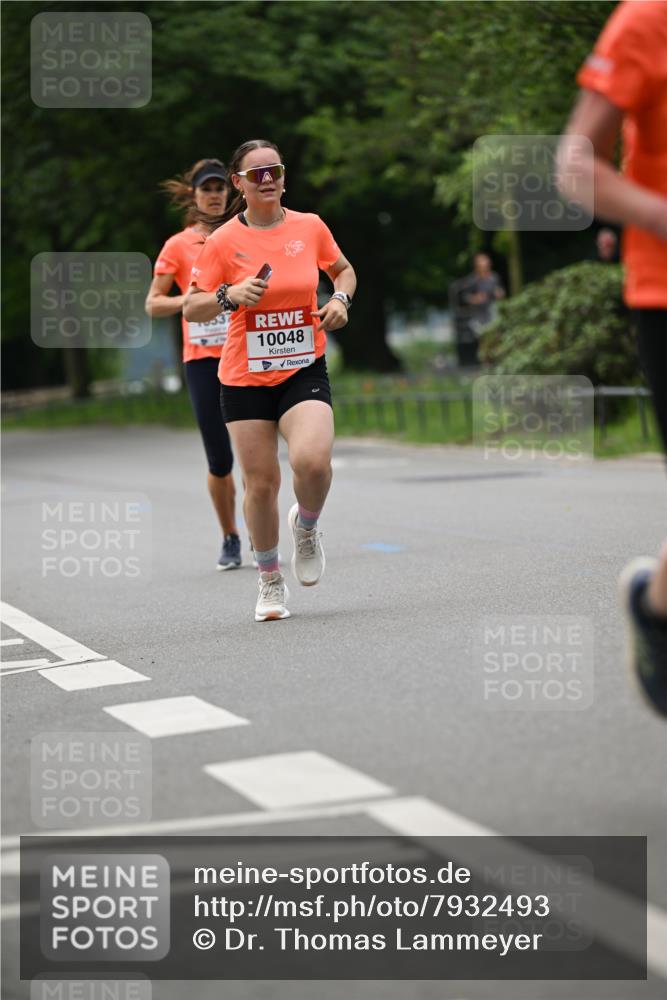 15.06.2025 - REWE Women's Run Dr. Thomas Lammeyer http://msf.ph/oto/7932493 15.06.2025 09:15:24 Laufen 7053, 10048 meine-sportfotos.de