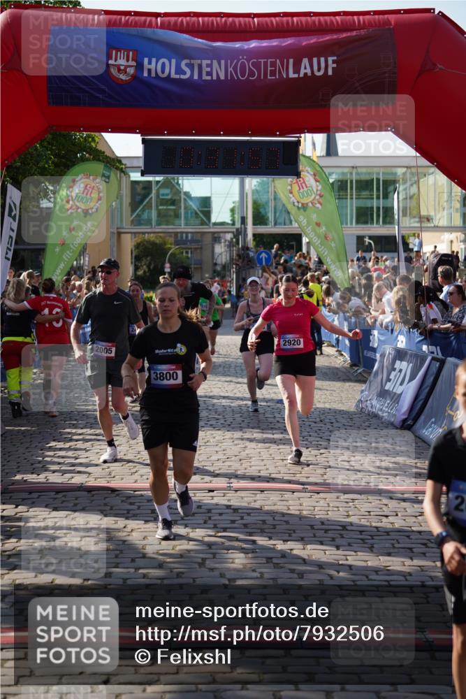 13.06.2025 - Holstenköstenlauf Felixshl http://msf.ph/oto/7932506 13.06.2025 18:01:58 Laufen 2005, 2068, 2279, 2435, 2916, 2920, 3121, 3617, 3618, 3726, 3752, 3800 meine-sportfotos.de