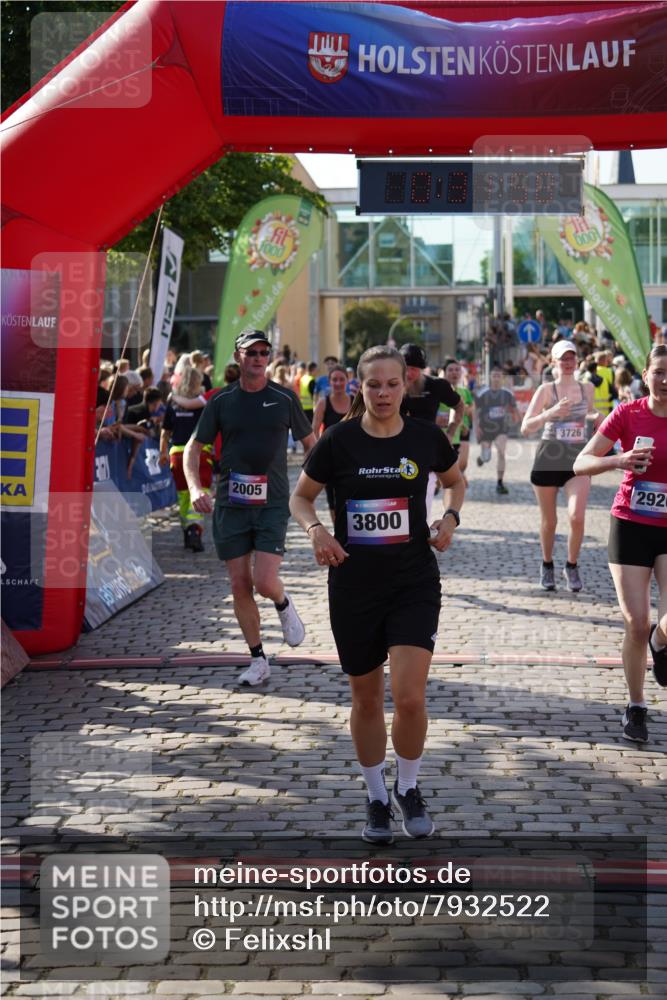 13.06.2025 - Holstenköstenlauf Felixshl http://msf.ph/oto/7932522 13.06.2025 18:01:59 Laufen 2005, 2068, 2279, 2435, 2916, 2920, 3121, 3617, 3618, 3726, 3752, 3800 meine-sportfotos.de