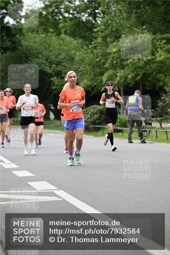 15.06.2025 - REWE Women's Run Dr. Thomas Lammeyer http://msf.ph/oto/7932584 15.06.2025 09:15:57 Laufen 10771, 925, 10449 meine-sportfotos.de