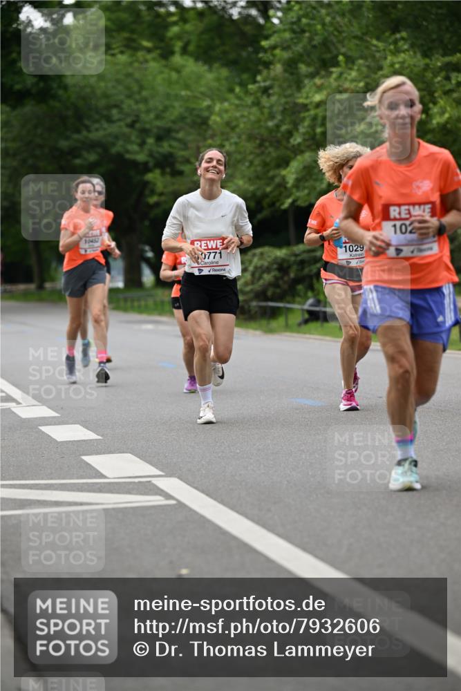 15.06.2025 - REWE Women's Run Dr. Thomas Lammeyer http://msf.ph/oto/7932606 15.06.2025 09:15:59 Laufen 10452, 0771, 1029, 102 meine-sportfotos.de