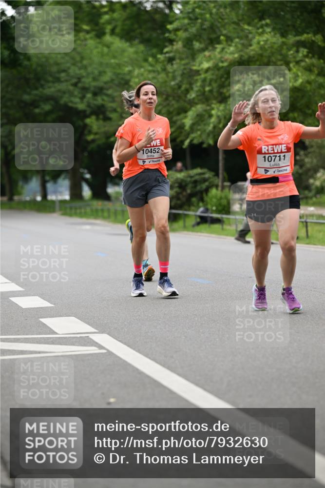 15.06.2025 - REWE Women's Run Dr. Thomas Lammeyer http://msf.ph/oto/7932630 15.06.2025 09:16:01 Laufen 10452, 10711 meine-sportfotos.de