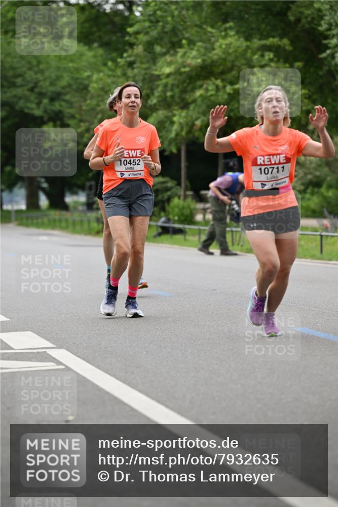 15.06.2025 - REWE Women's Run Dr. Thomas Lammeyer http://msf.ph/oto/7932635 15.06.2025 09:16:02 Laufen 10452, 10711 meine-sportfotos.de