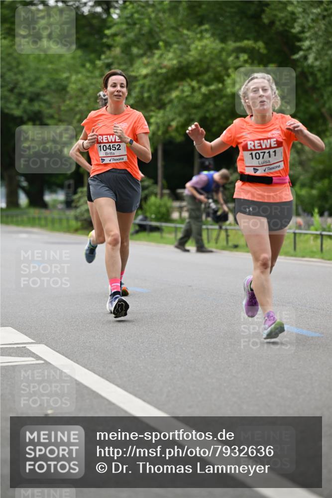 15.06.2025 - REWE Women's Run Dr. Thomas Lammeyer http://msf.ph/oto/7932636 15.06.2025 09:16:02 Laufen 10452, 10711 meine-sportfotos.de